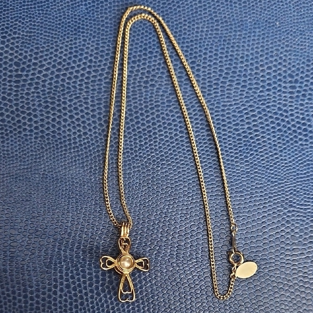 Elegant Gold Cross Pendant With White Pearl Necklace